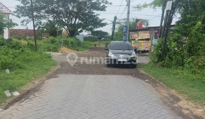 Super Cheap Suitable For Shophouses, Warehouses, Houses, Land Plots, Ry Medokan Ayu.