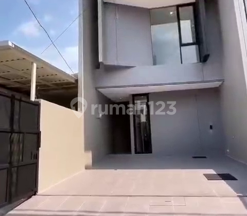 Near Merr, UPN, New Gress Pandugo Row 3 Minimalist Modern Car