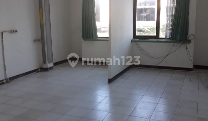 CHEAP SALE 4-STORY SHOPHOUSE RUNGKUT SQUARE OWN CERTIFICATE CHEAP SALE 4-STORY SHOPHOUSE RUNGKUT SQUARE OWN CERTIFICATE