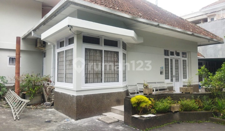 Pusat Kota Malang Langka Jl Ijen Bangunan Belanda , Hak Milik 1