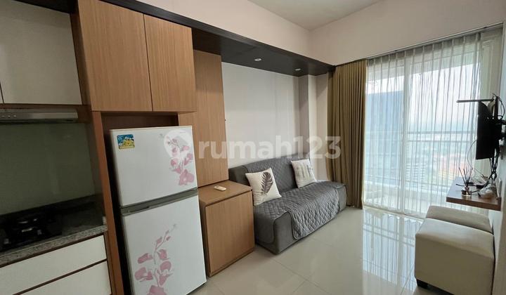 Connecting Pakuwon Mall Apartments Tanglin 26th Floor City View