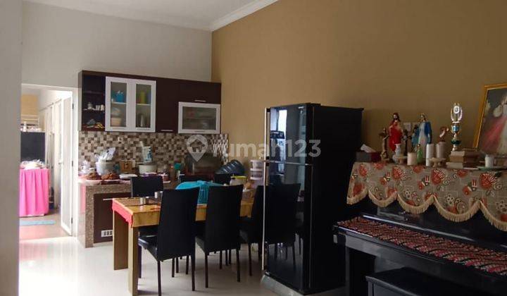 Rumah 2lt kondisi bagus, cocok utk home stay maupun tempat tinggal, 2