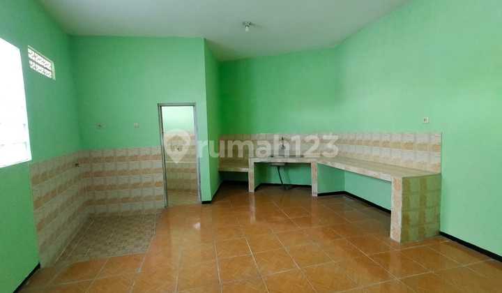 Disewakan Rumah 2 Lantai di Kebraon Indah Permai, Surabaya 10