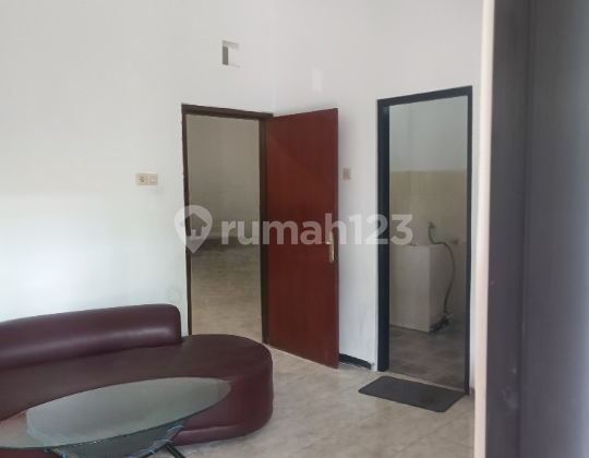 Rumah Kontrakan Bagus HGB Kebraon, Surabaya 2