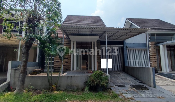 Rumah Di Golf Avenue Citraland Surabaya