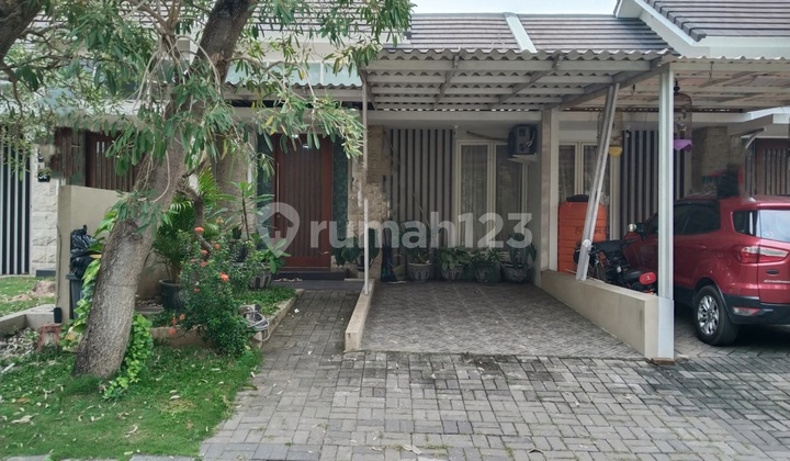 Rumah 1,5 Lantai di Greenhill Citraland Surabaya
