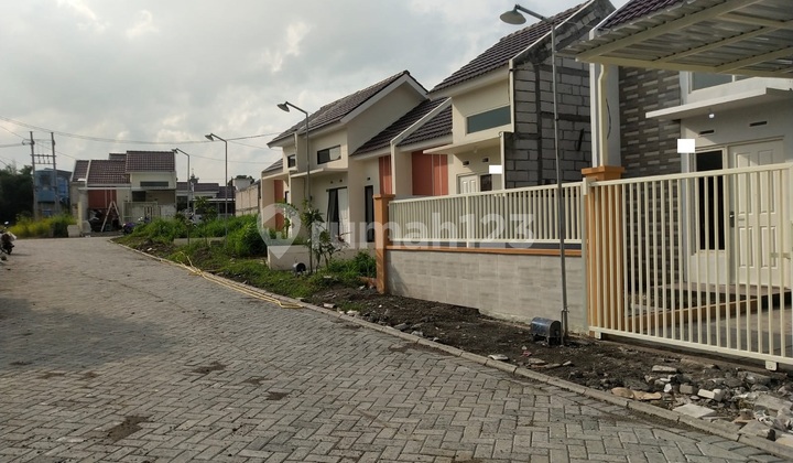 1-Story House in GMR Hulaan Gresik Housing 2