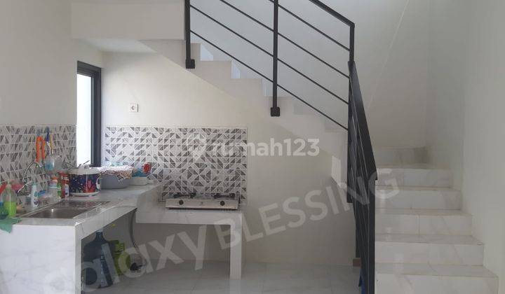 Disewakan Rumah 2 Lantai Skyville Residence 8