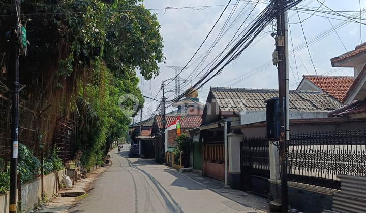 Affordable, Spacious, Strategic House Near Halim Station &amp; KICC Halim