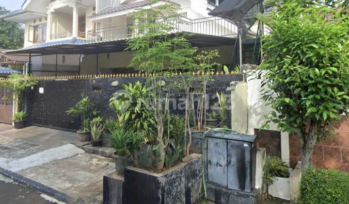 Rumah Cantik di Perum. Puri Cinere, Jakarta