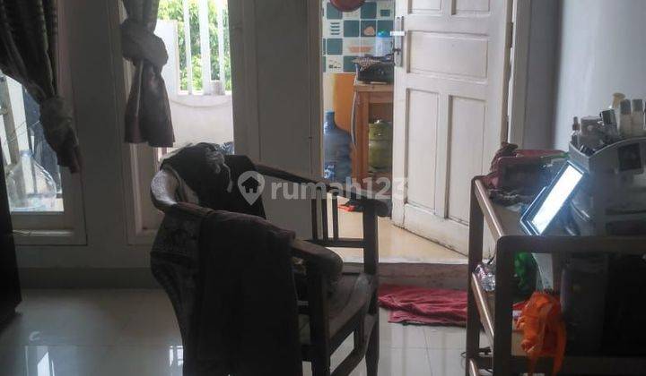 Rumah termurah 3 lantai 5 kmr d peeumahan jatimakmur. Strategis  2