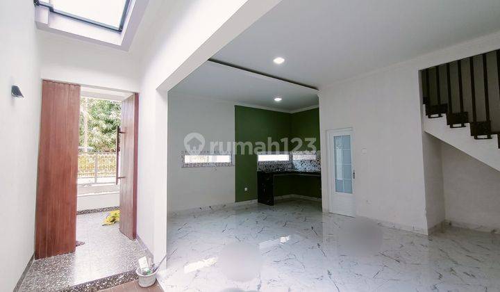 Rumah baru siap huni free biaya dlm peeum. Kodau, jatiwarna 2