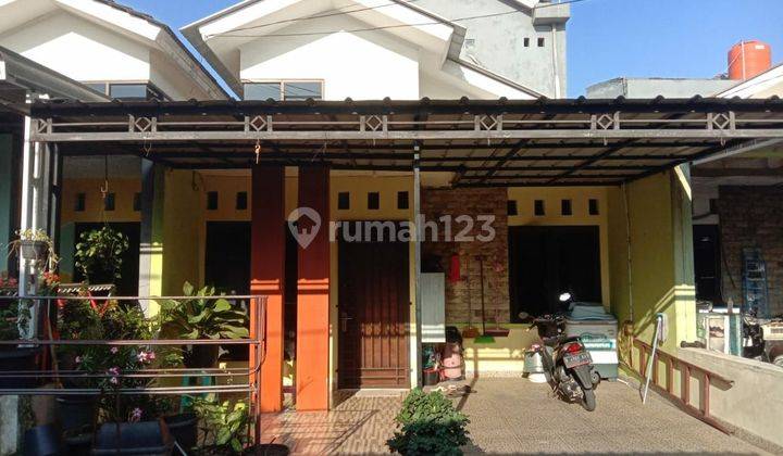 Rumah cluster murah jati kramat butuh renovasi atap  1