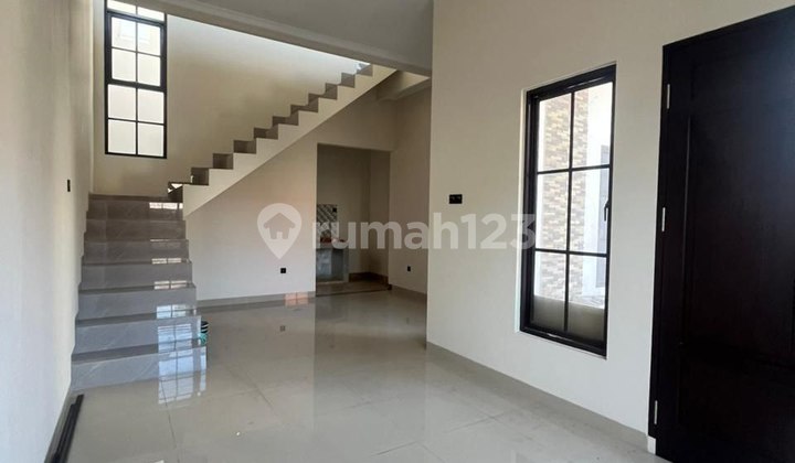 Rumah Baru Komp. Kodau Cantik 3 Kamar Strategis Dkt LRT Cikunir 1 2