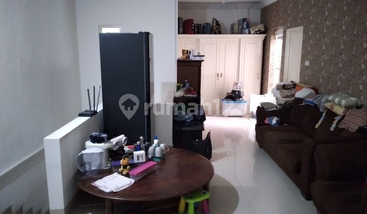 Rumah Hook Murah (bu), Strategis Dlm Perum. Duren Sawit, Jakarta 2
