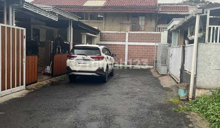 Rumah Terawat di Cluster Buah Batu Ciwastra Bandung