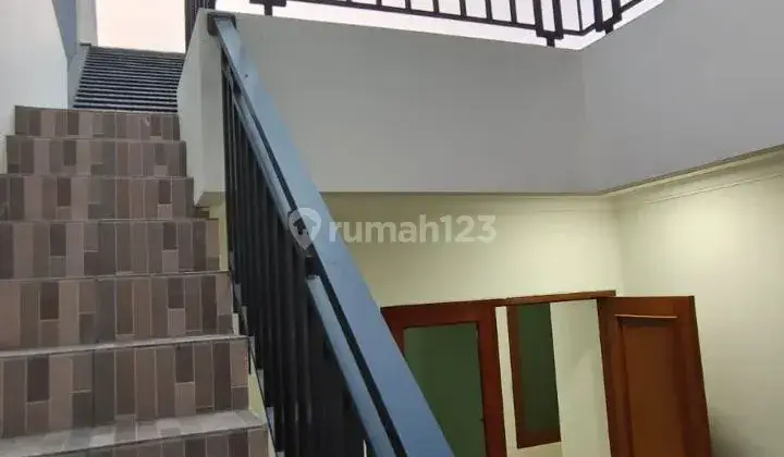 Rumah  kokoh siap huni  pekayon galaxy jatirasa bekasi 6