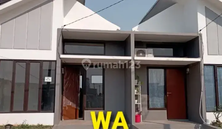 Rumah bonus AC wifi couyard galuh mas kota karawang 1