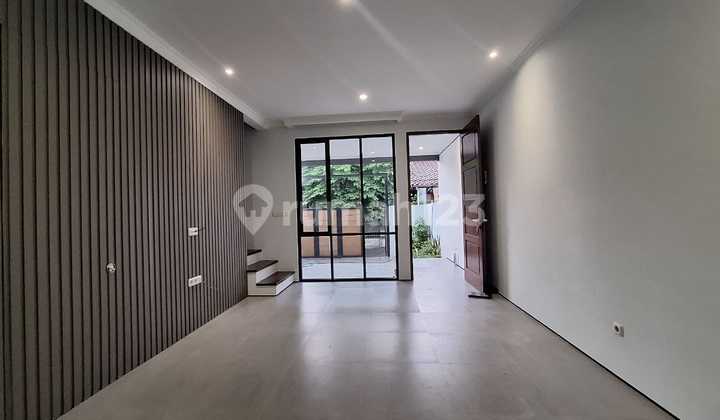 Rumah Baru Pondok Gede Dekat Tol Jatiwarna Bekasi 2