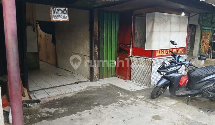 Kiosk Shop for Rent, Jl. Raya Hankam Jatirahayu, near Naga Supermarket, Pondok Melati. 2