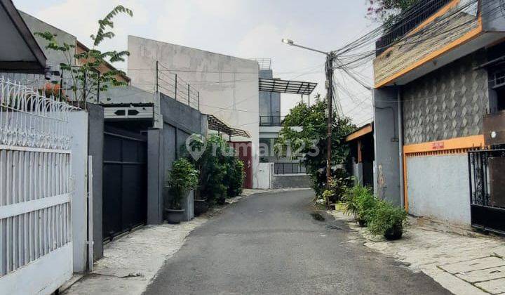 Dijual Rumah Tua Hitung Tanah H. Jeni Gandaria Jaksel 2