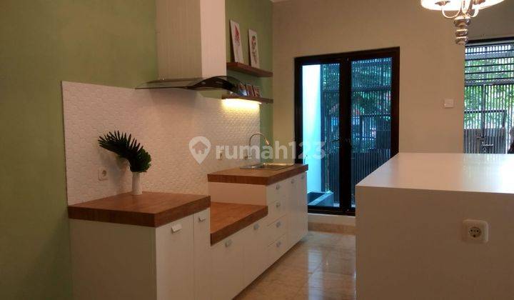 Disewakan Rumah Cantik Di Emerald Terrace Bintaro 1