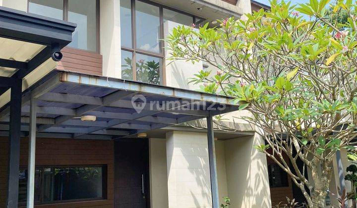 Rumah 2 Lantai Bagus Utara Kawasan Vanya Pak Bsd Dijual Cepat Murah  1