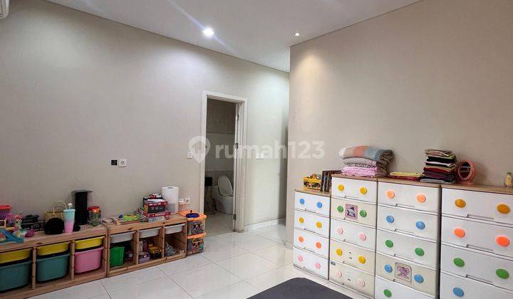 Volta Rumah 2 Lantai Hoek Shm Barat Daya Gading Serpong 2