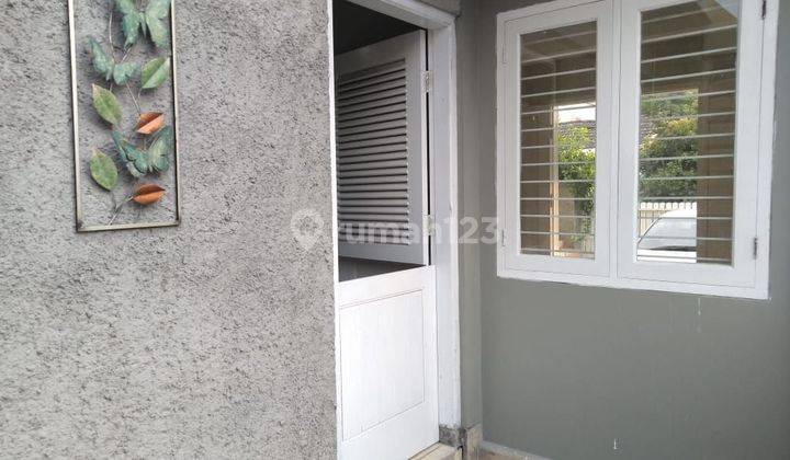 Rumah Posisi Hook Dijual Cepat Griya Loka Bsd Tangerang 2