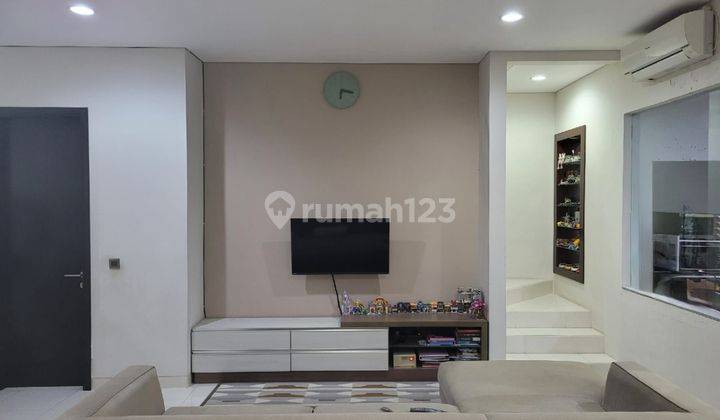 Dijual Rumah 2 Lantai Shm Sudah Renovasi Foglio Selatan Foresta Bsd City 2