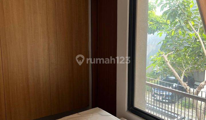 Dijual Paling Murah Jarang Ada Rumah Modern Minimalis Bsd City 2