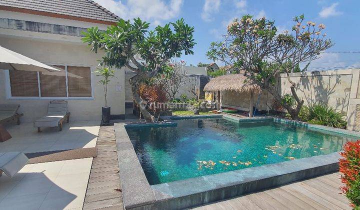 Do 203 Villa Tropical Style di Kawasan Yang Sangat Strategis Kuta Dekat Pantai  2