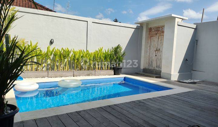 BL 172-For rent min. 2 years modern minimalist style villa in Kerobokan, Badung 2