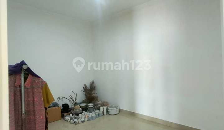 Rumah Di Legenda Wisata, Siap Huni, Hook Rumah Di Legenda Wisata, Siap Huni, Hook