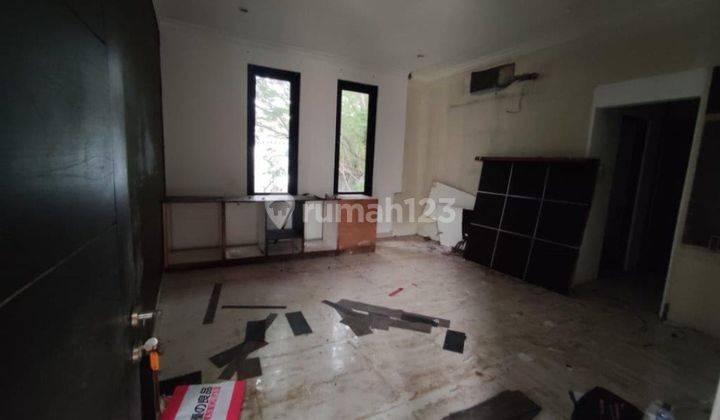 Rumah di Legenda Wisata, Lokasi Dalam Cluster 11