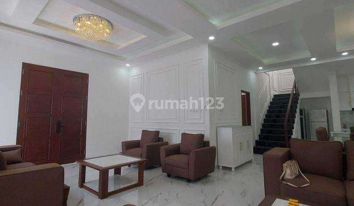 RUMAH BANGUNAN di CITRA GRAND, LUXURY DETAILS 2