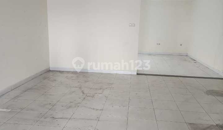 Rumah Dikota Wisata, Modern Style, 2 Lantai 2