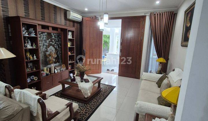 Rumah Di Legenda Wisata, Luxury Home,, Open Space Concept, Private Pool, Harga Menarik