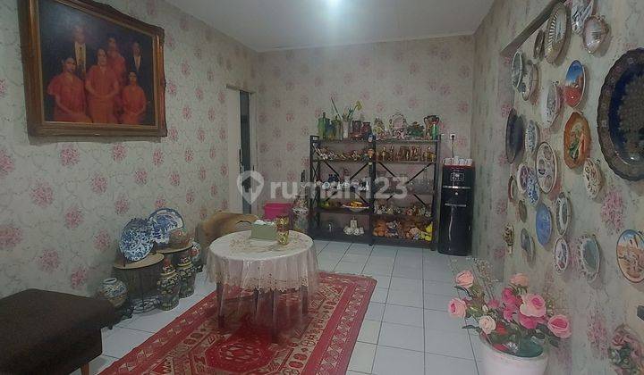 Rumah + Kost2an,  Lokasi Strategis Pinggir Jalan, Dekat Unj 1