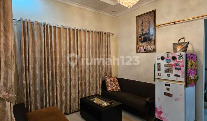 Rumah Di Citra Grand Dengan Kolam Renang Pribadi 2