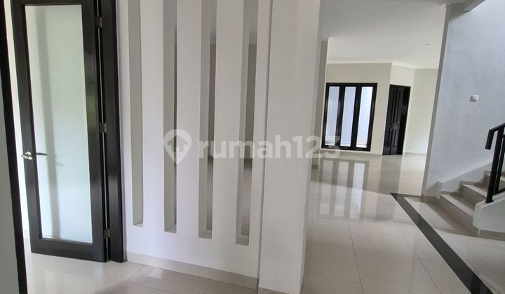 Rumah Di Kota Wisata, Siap Huni, Harga Menarik 2