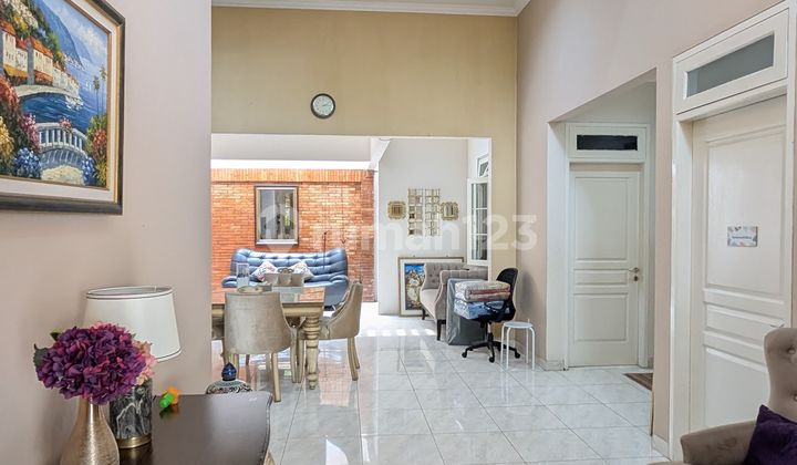 Rumah Di Citra Gran, Rapih