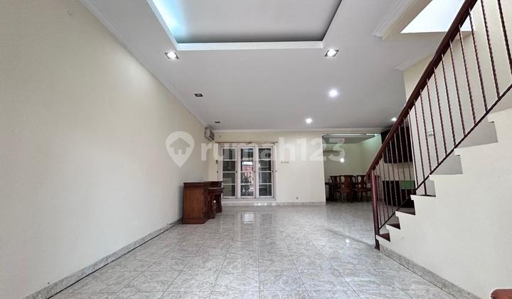 Rumah di Raffles Hills, Rapih dan Siap Huni