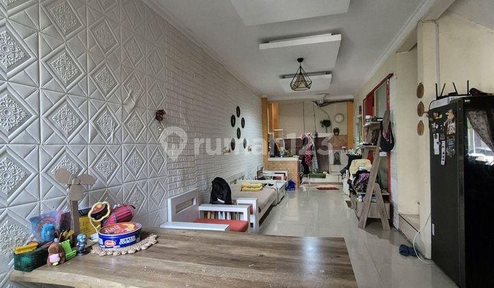 Rumah Di Citra Grand, Lokasi Dalam Cluster