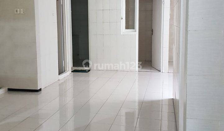 Rumah  Sudah Renovasi Rungkut Mapan Barat Dekat Rungkut Mapan Timur Rungkut Barata, Rungkut Asri Barat, Rungkut Asri Timur, Rungkut Asri Tengah, Graha Ykp, Merr, Kampus, Yakaya, Mcdonald, Purimas, Medokan Asri, Medayu, Posisi Enak, Murah Meriah Unfurnishe 2