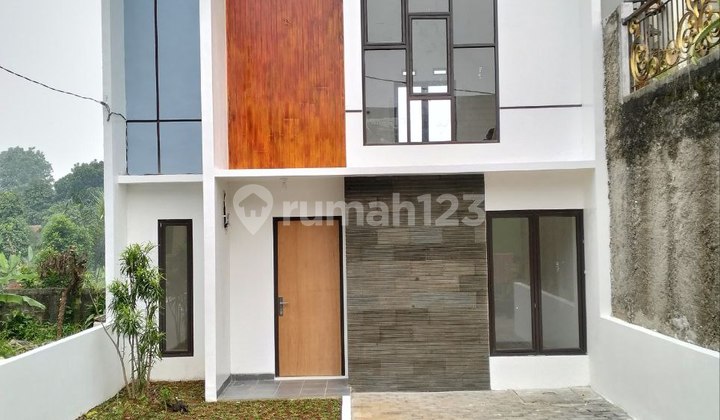 Rumah, 2 Lantai di Kalisuren Bogor Dekat Akses Strategis