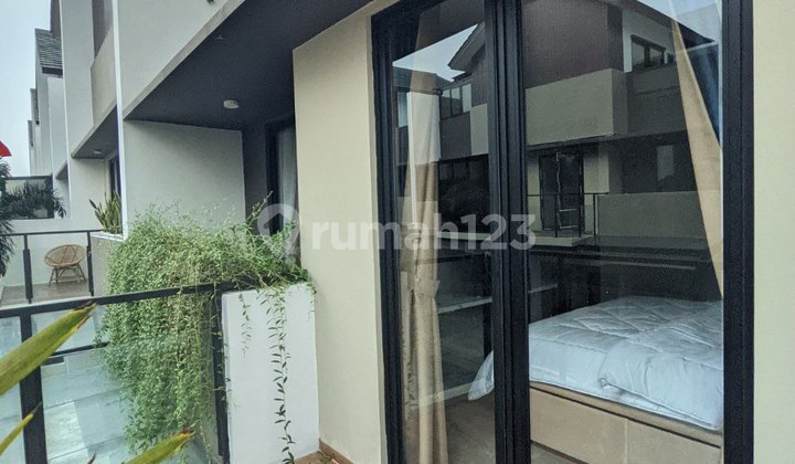 Rumah 3 Lantai Cantik di Pondok Aren Dekat Fasilitas Bintaro 2