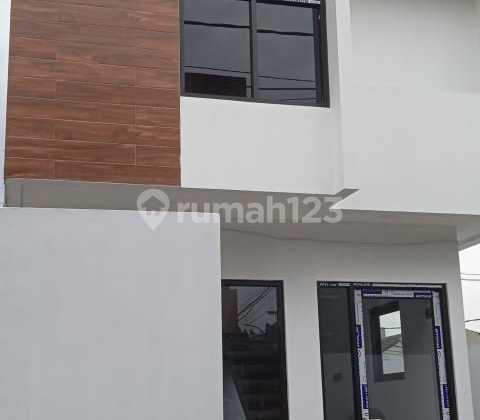 Rumah 2 Lantai di Jl.galuh Mas Raya Dekat Tol Karawang Timur 5