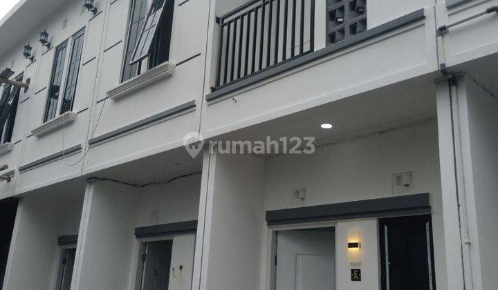 Rumah 2 Lantai SHM Di Condet Jakarta Timur 2