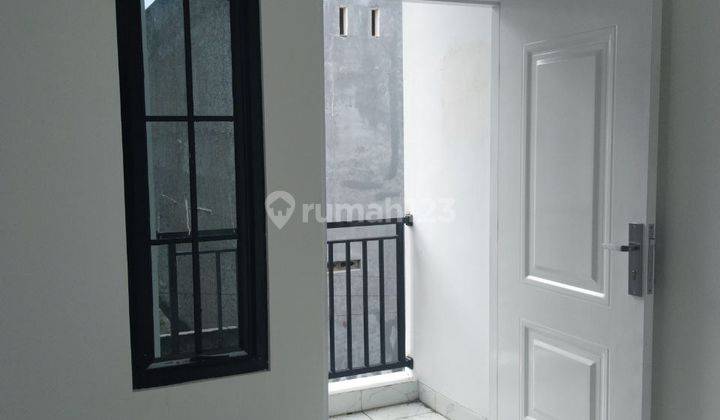 Rumah Baru 2 Lantai SHM Harga 300 Juta Di Condet Jakarta Timur